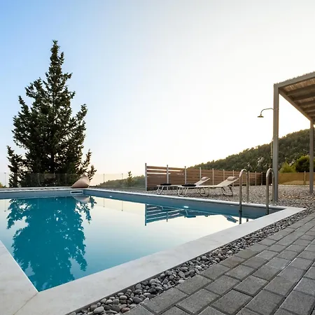 When Waters Are Colored Villa Dragano